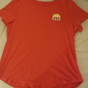 Old Navy T-shirt
